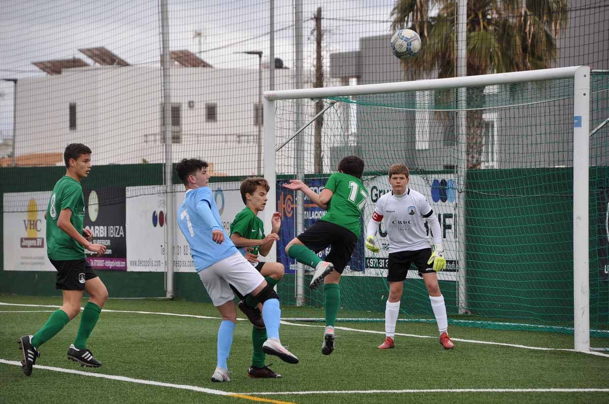 Todas las imágenes de la jornada de fútbol base (24.03.2021)