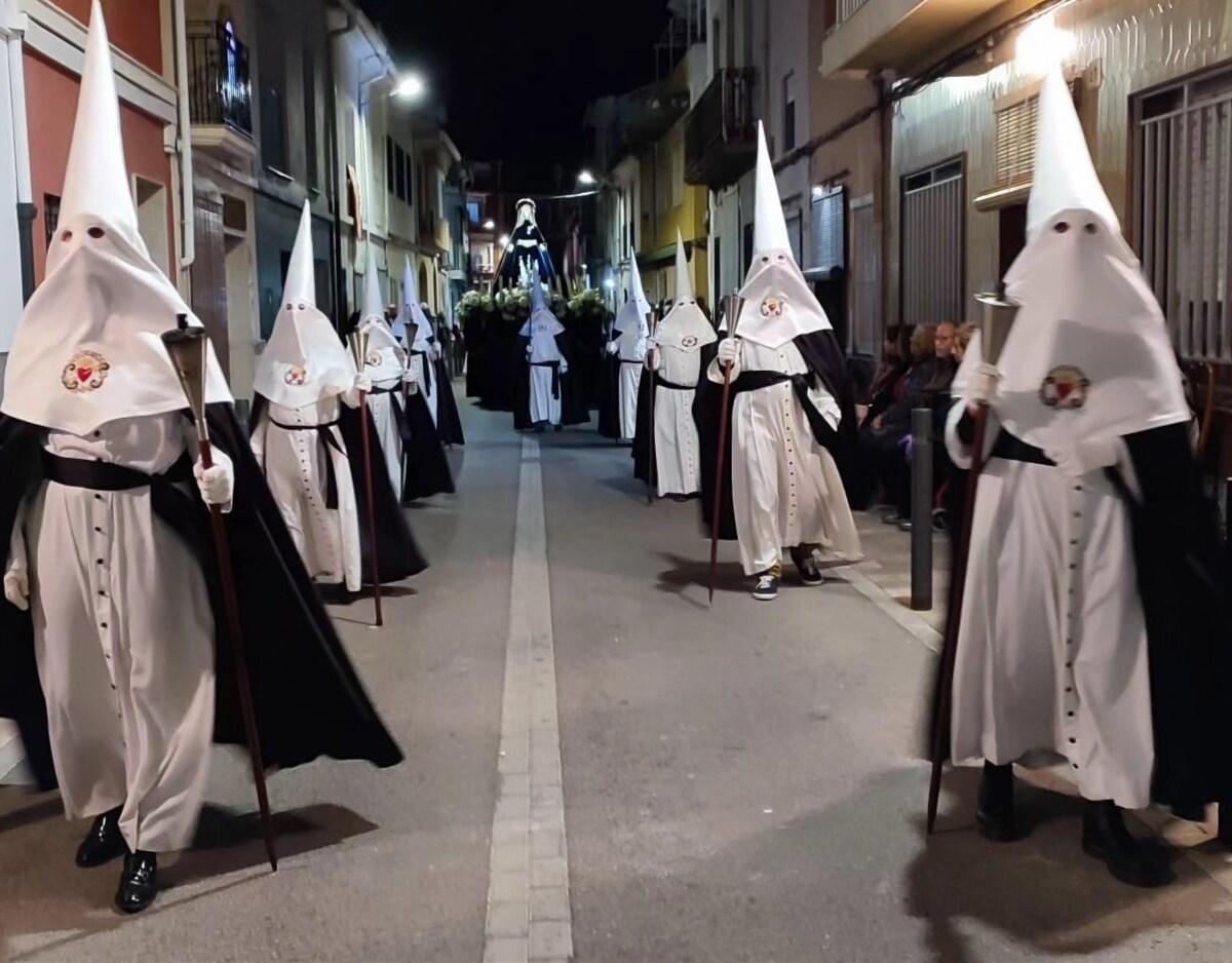 Una procesión de Semana Santa en Bellreguard