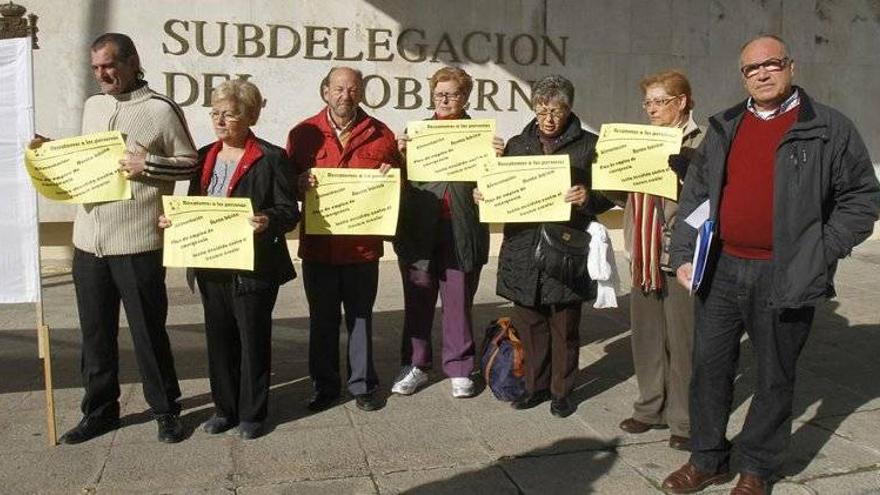 Barrios Ignorados exige que se garantice una renta y alimentación básica