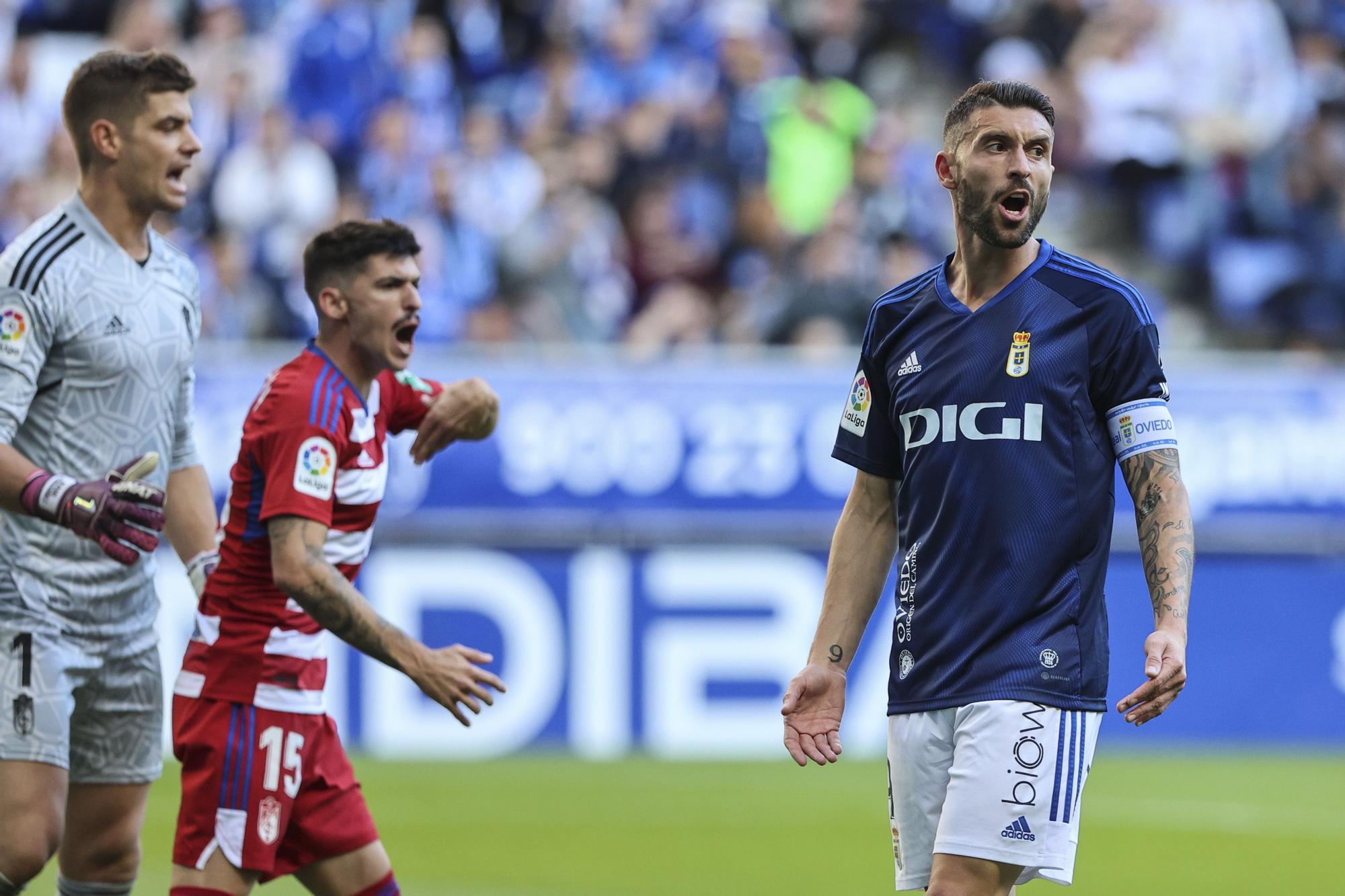 En imágenes: así fue el encuentro entre Real Oviedo y Granada en el Tartiere