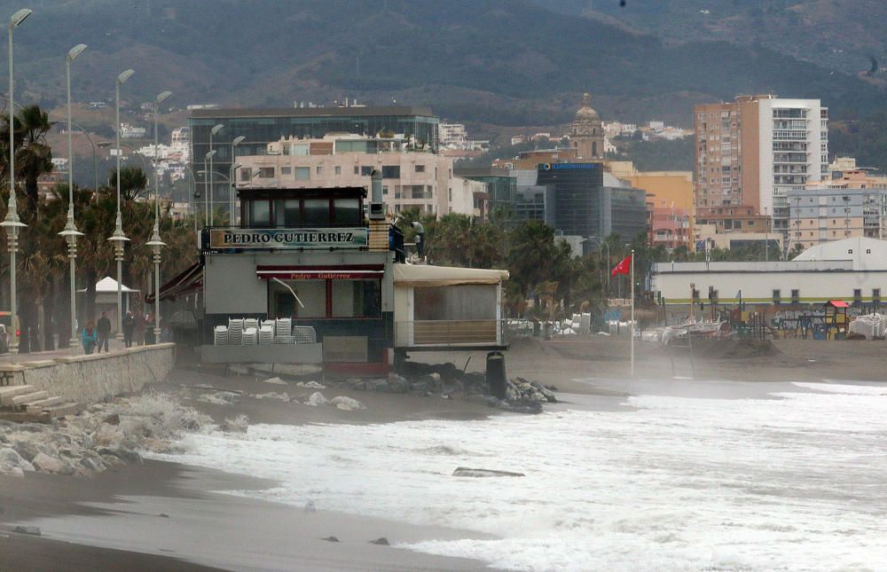 Fin de semana con lluvia y viento en Málaga