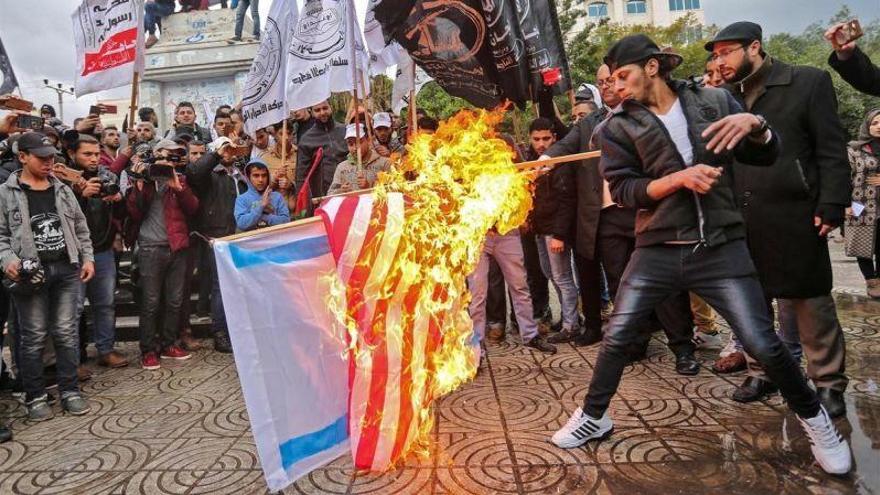 Los palestinos se echan a la calle en los &quot;Tres Días de Ira y Rabia Popular&quot;