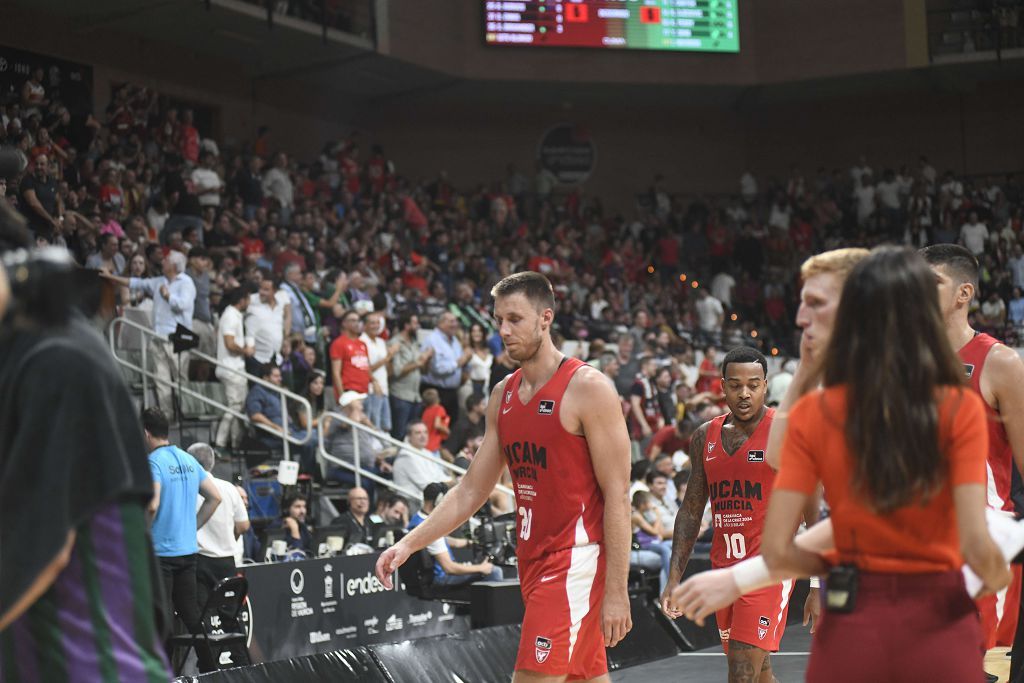 Todas las imágenes de la semifinal de la Supecopa entre el UCAM Murcia y el Unicaja