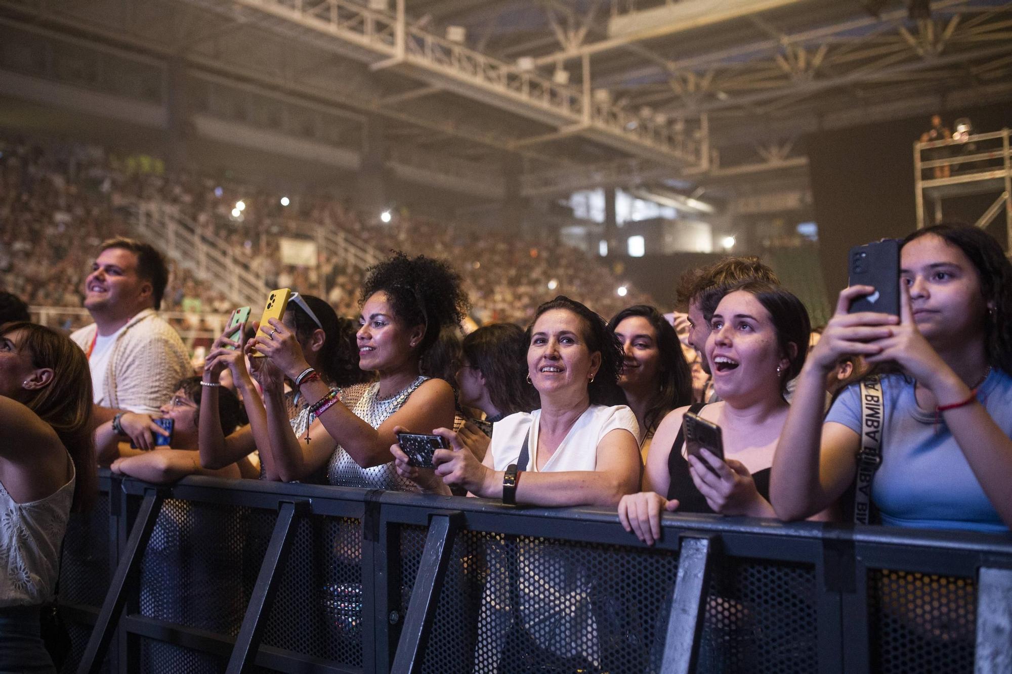 Así vivió Cáceres el concierto de Ana Mena