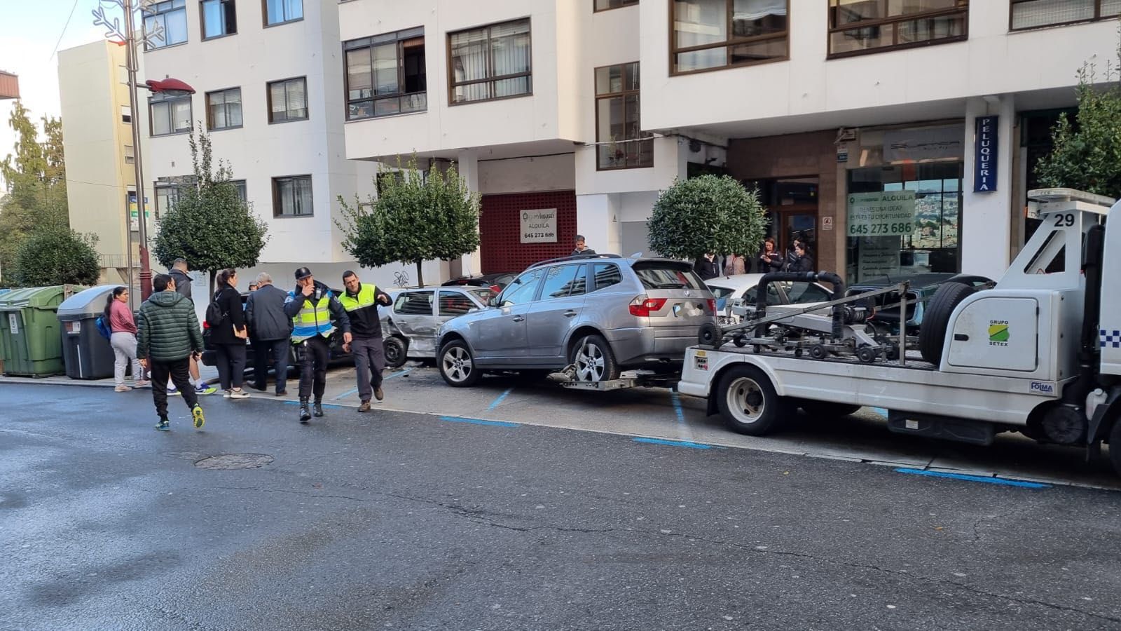 Un conductor se lleva por delante hasta cinco vehículos en Vigo