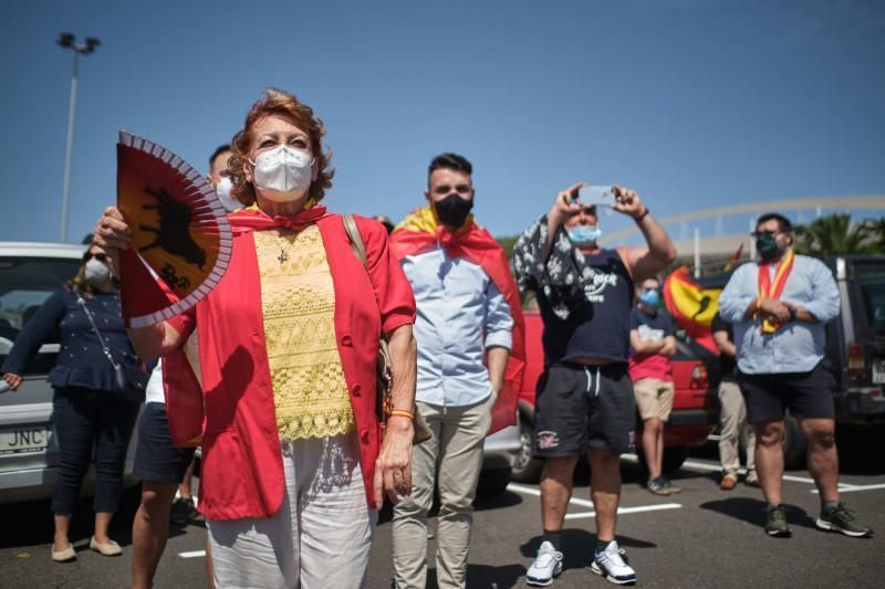 Manifestación de VOX en Santa Cruz de Tenerife  | 23/05/2020 | Fotógrafo: Andrés Gutiérrez Taberne