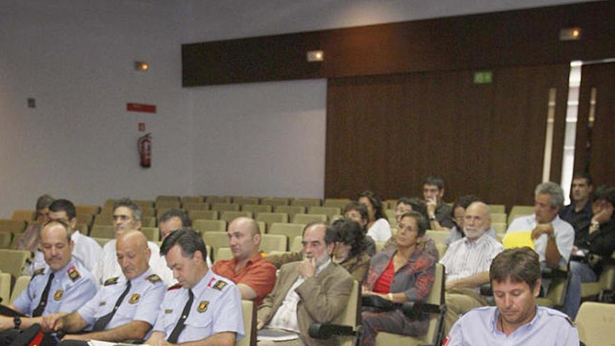 La trobada d&#039;ahir a Girona per parlar de l&#039;Inuncat.