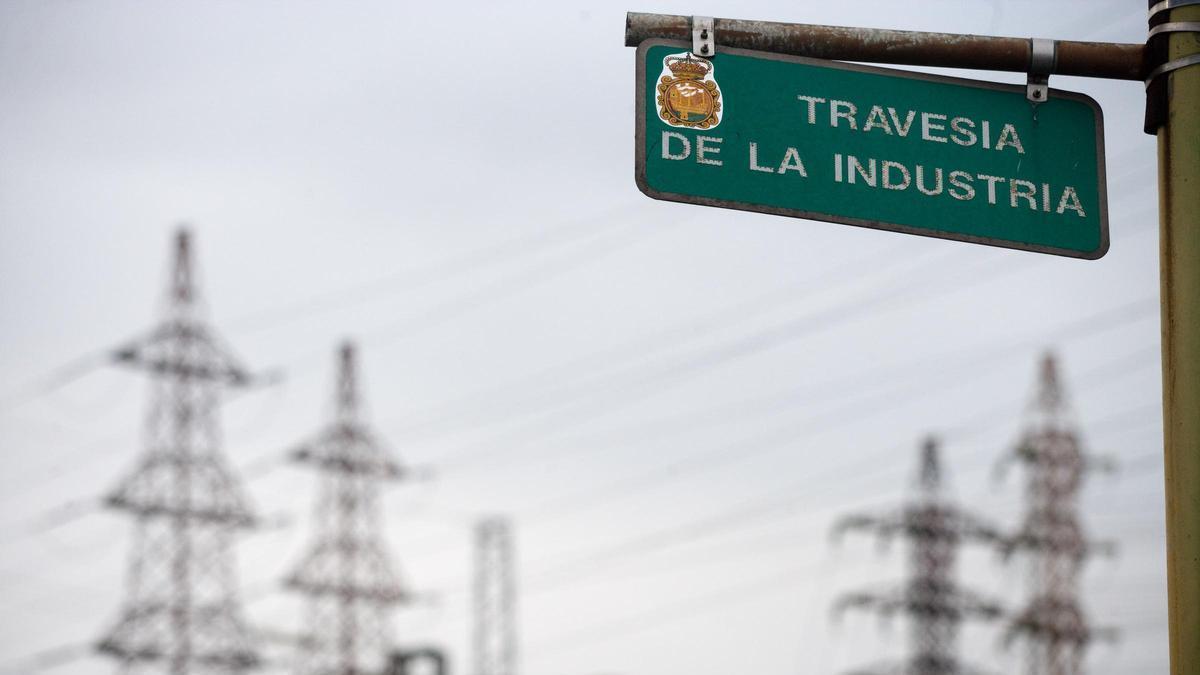 Torres eléctricas en Avilés.
