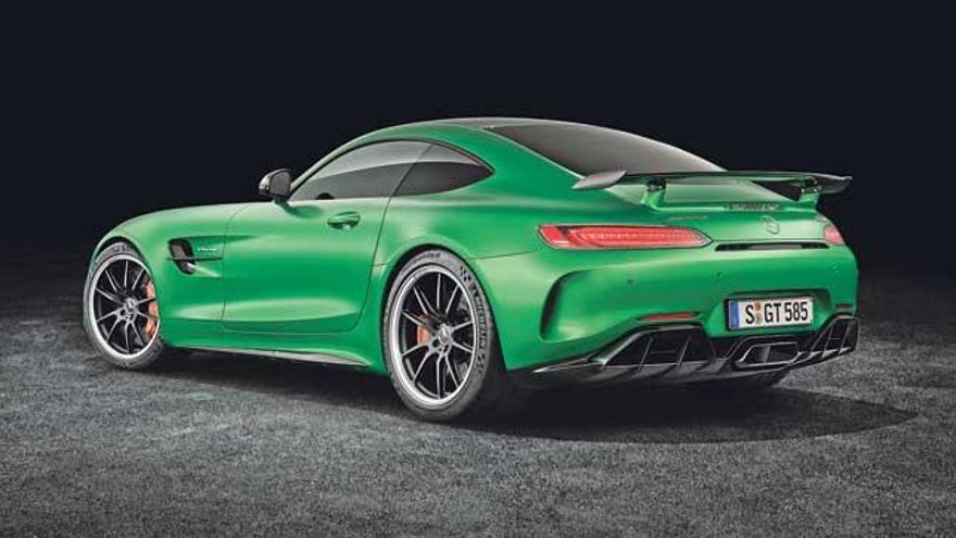 AMG GT-R: El Mercedes-Benz definitivo