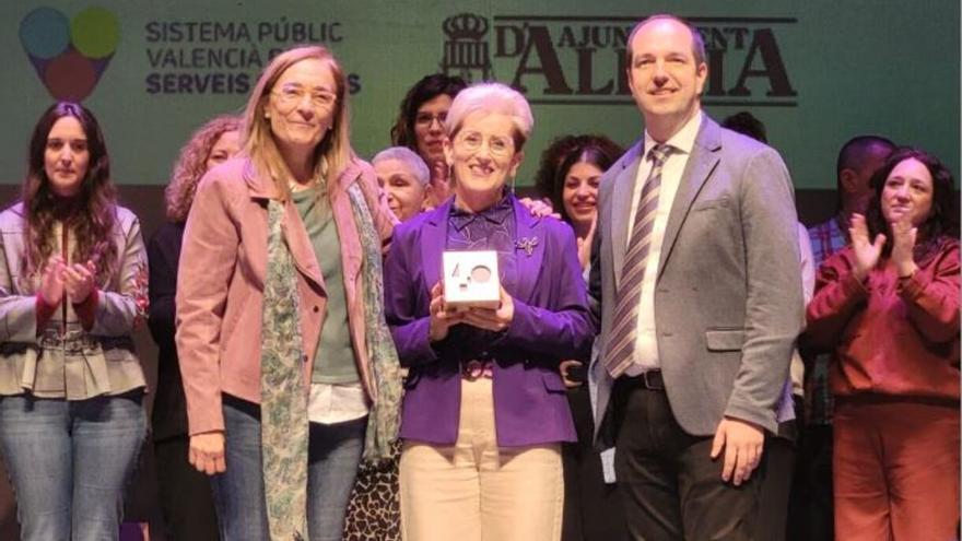 Homenaje a 40 años de servicios sociales de Aldaia