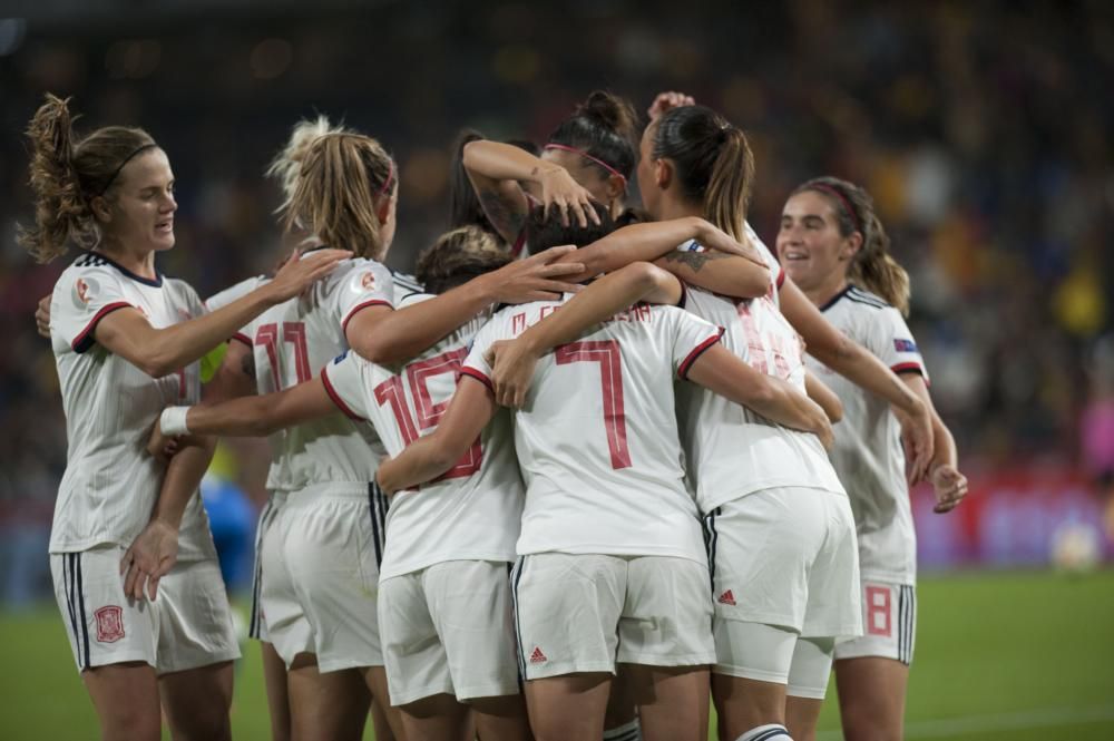 La selección española femenina, en Riazor