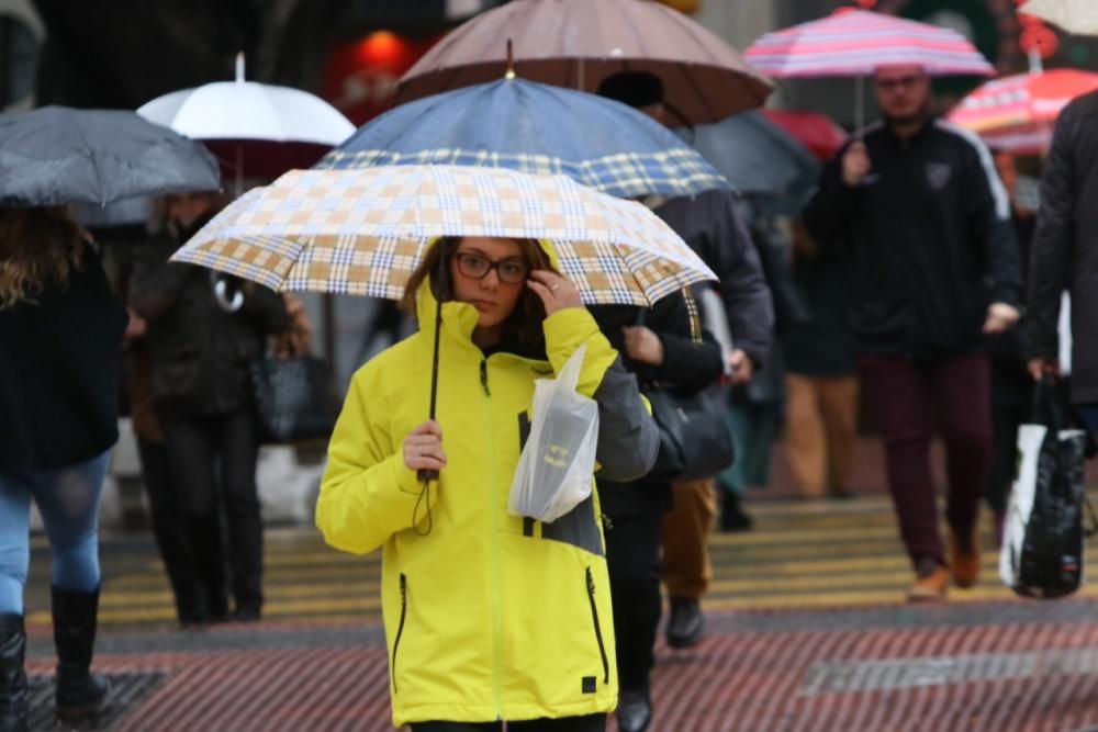 La lluvia llega a Málaga.