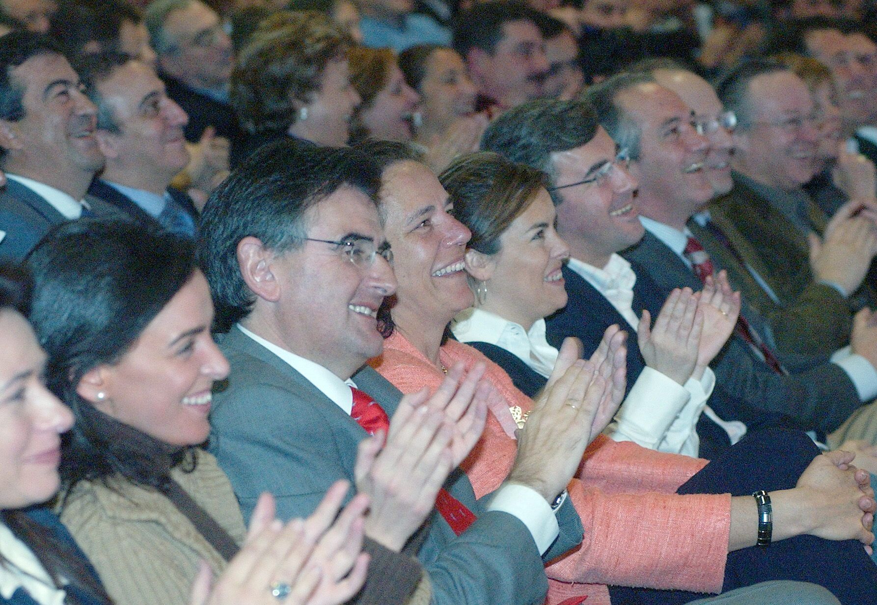 Cuando Alberto Núñez Feijóo sucedió a Fraga como líder de los populares gallegos