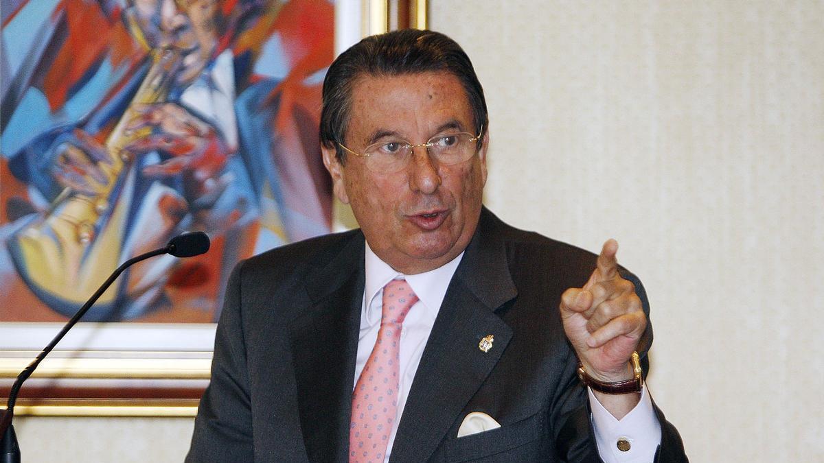 Francisco Vázquez, exalcalde de A Coruña y exembajador de España en Roma, abrirá el ciclo el próximo 29 de enero.