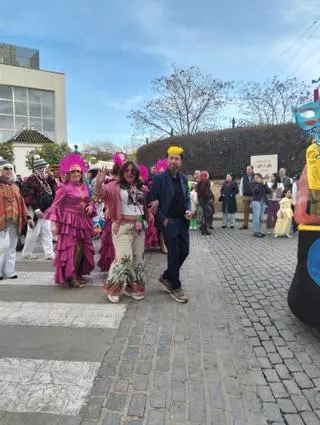 'David Camorrano' y 'Lala Chupachups': Palma del Río inaugura el carnaval con una parodia de 'La Revuelta'