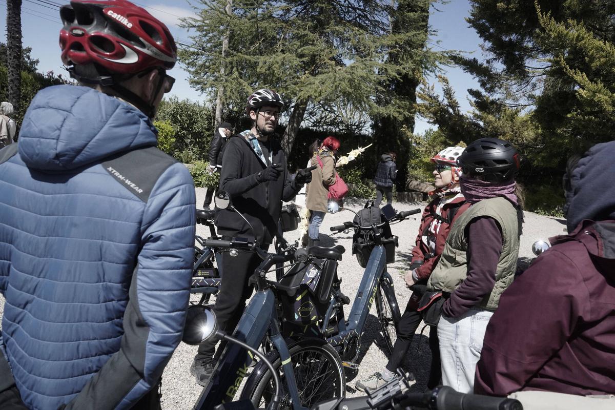 S’estrena a Manresa la ruta ignasiana amb bicicleta elèctrica