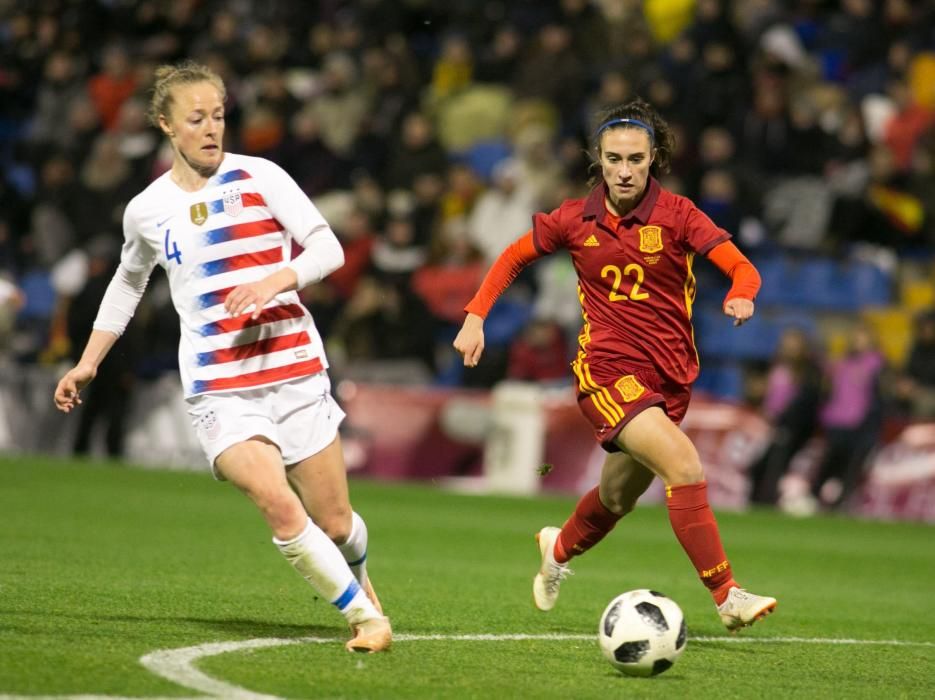 El Rico Pérez registra récord de asistencia a un partido de la selección femenina de fútbol