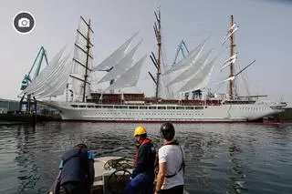 El “Sea Cloud” enseña sus alas al viento