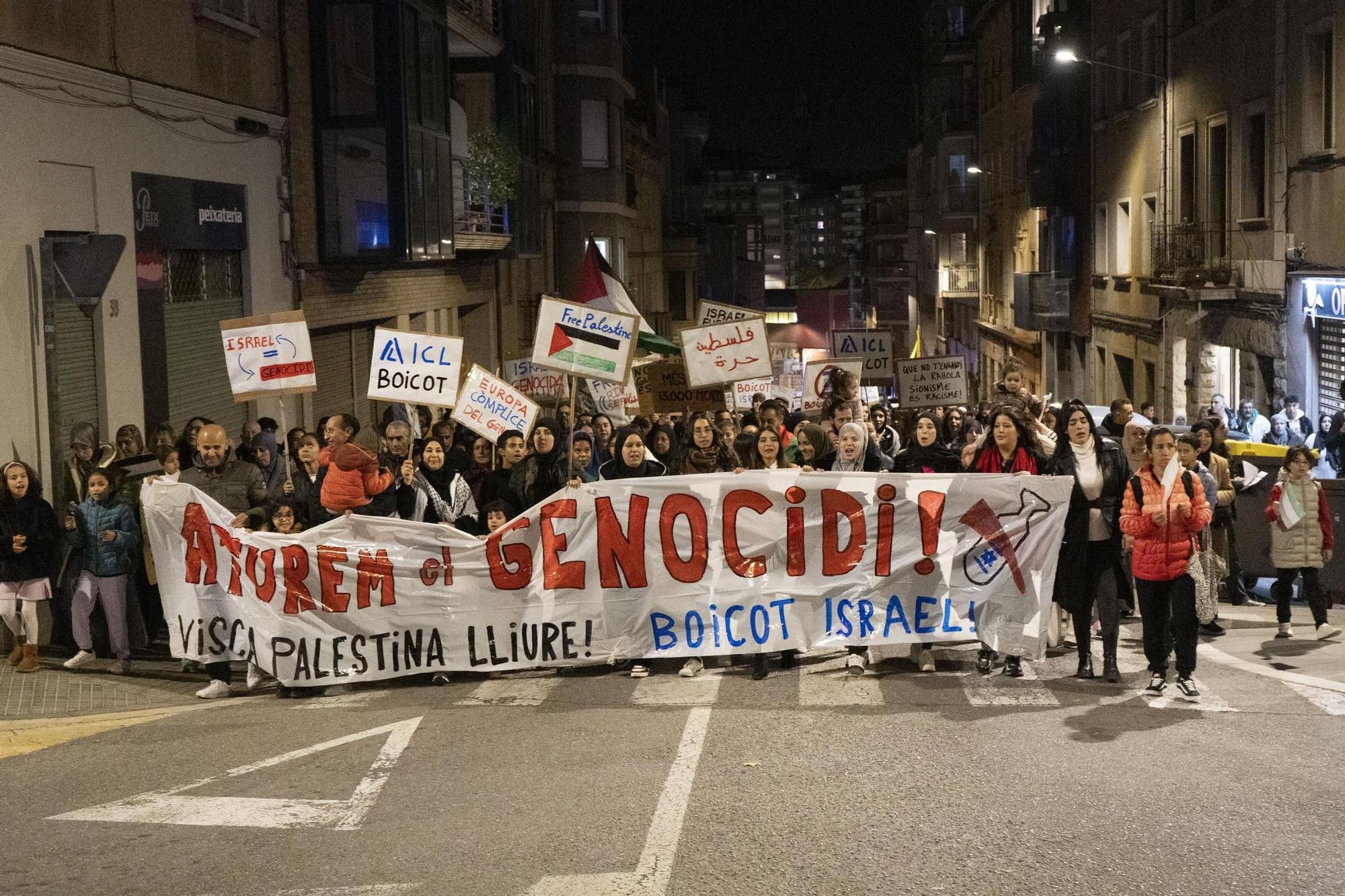 Les imatges de la manifestació a favor de Palestina a Manresa