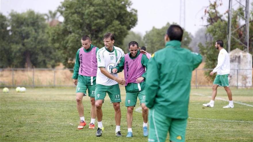 El día de la vuelta al tajo de Oltra, con goles bajo la lluvia