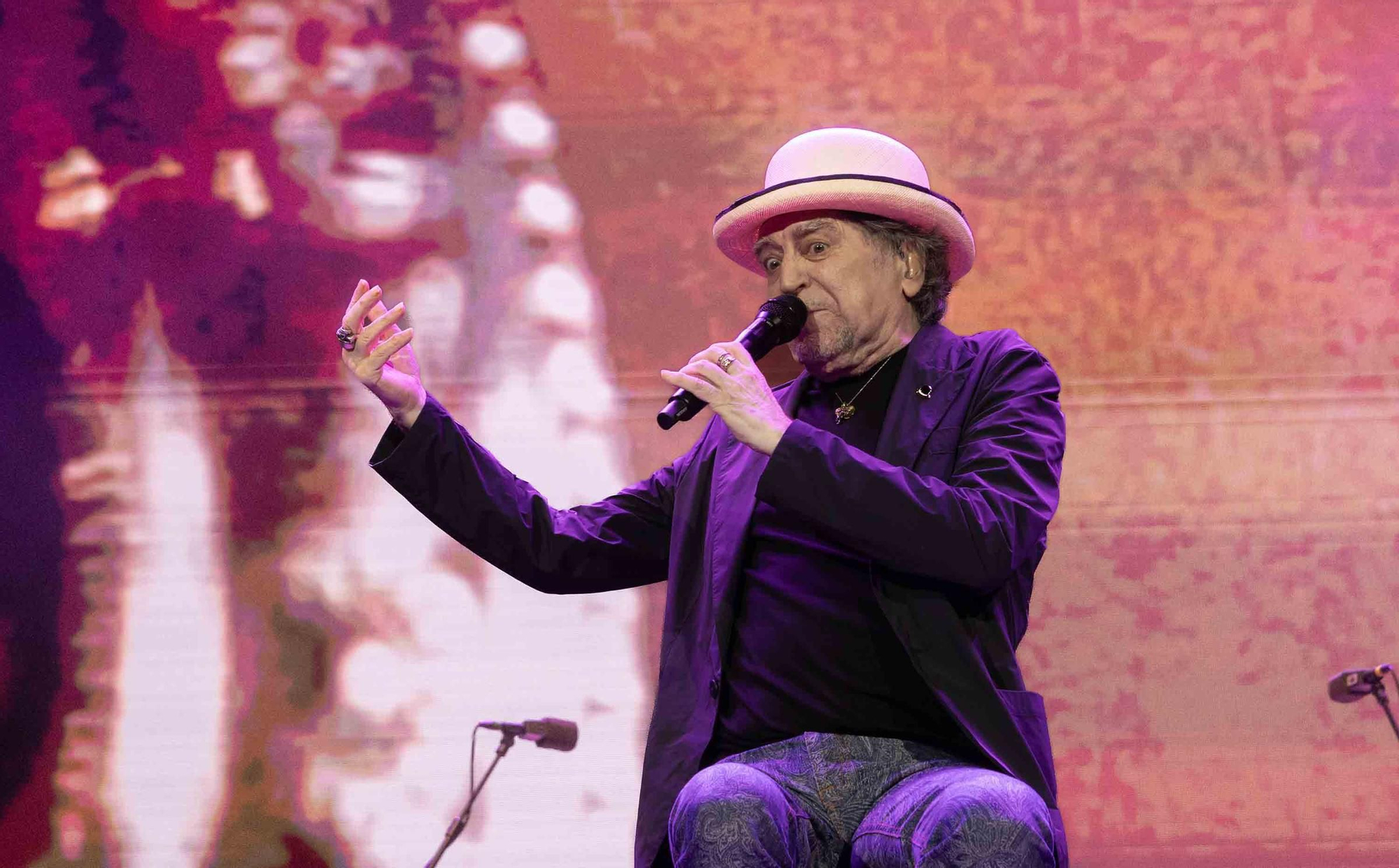 Las fotos del penúltimo concierto de Joaquín Sabina en Alicante