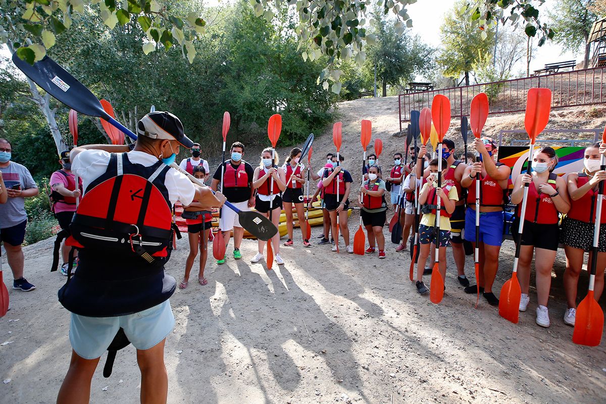 Disfruta del Río a golpe de remo. Piragüismo en Villafranca