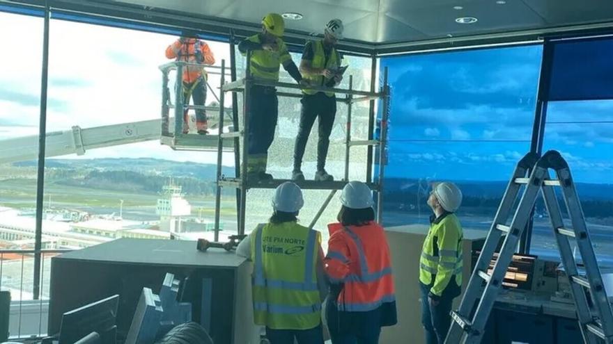 Veinte meses después... ahora el cristal no encaja en la torre de control de Lavacolla