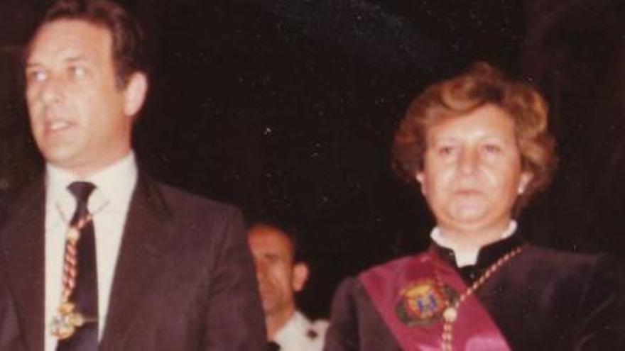 Josefina Campoy, junto al ex alcalde Martínez Simón.