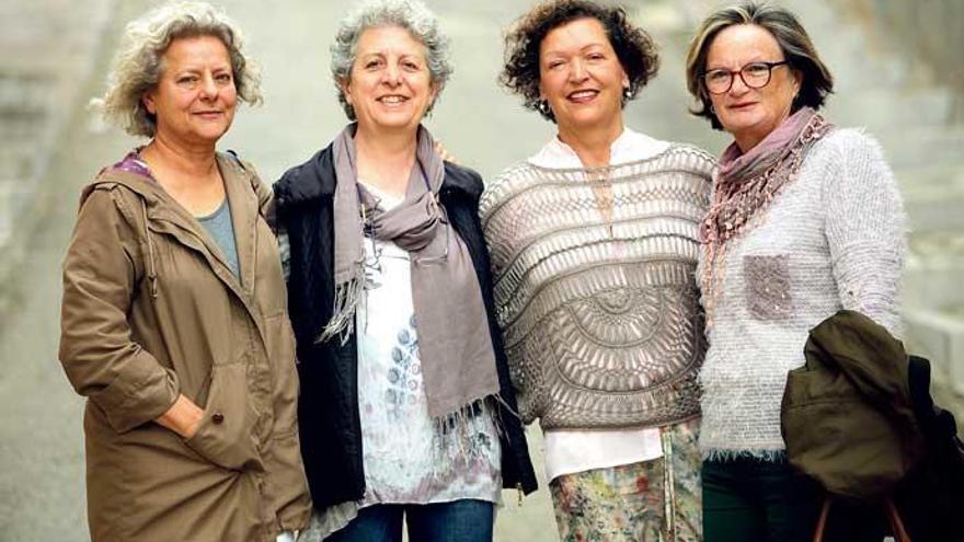 Antònia Riera, Maria Sastre, Maria Verger und Vorsitzende Joana Sastre engagieren sich im Verein „Mans a les Mans?.