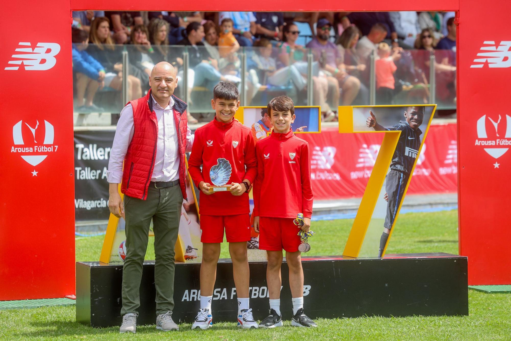 El Porto se lleva el primer título de Arousa Fútbol 7 a Portugal
