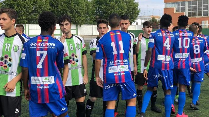 Extremadura-Almendralejo, un derbi con distintas presiones