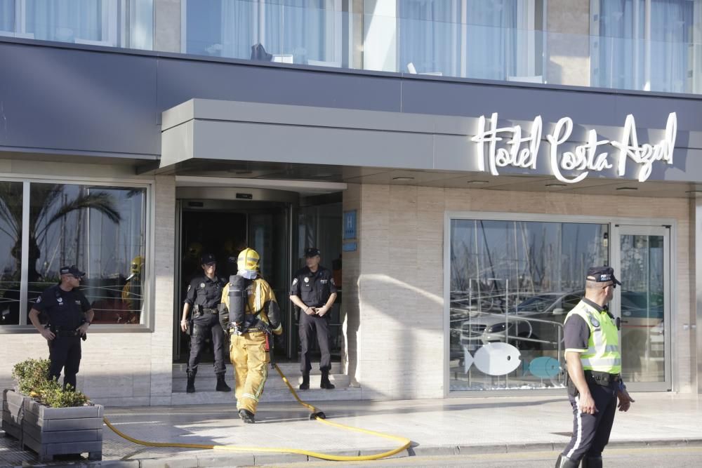 Evacuan un hotel del Paseo Marítimo de Palma por un incendio en la cocina