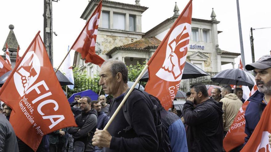 Los sindicatos protestan en Asime antes de iniciar la huelga del metal
