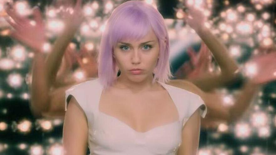 Miley Cyrus a l&#039;episodi que protagonitza a Black Mirror |