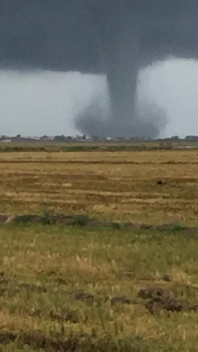 El espectacular tornado marino en Sueca