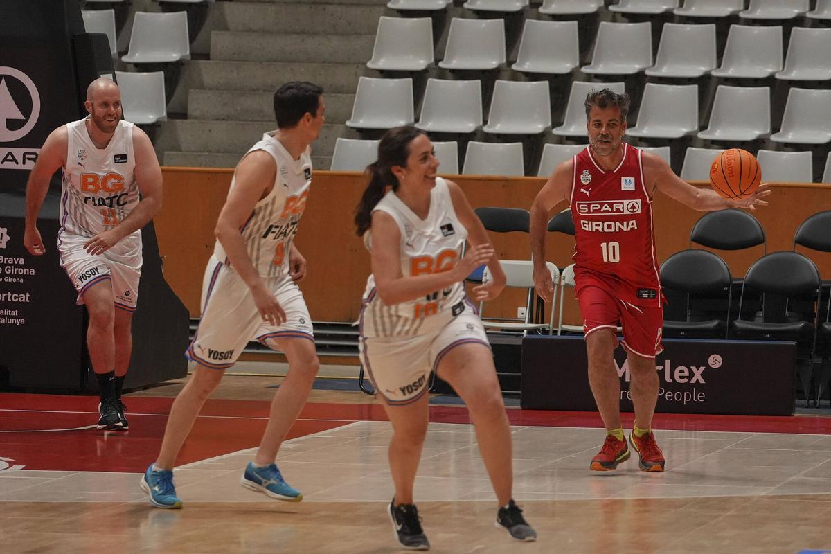 Les imatges del clínic de bàsquet amb els patrocinadors del Bàsquet Girona Les imatges del clínic de bàsquet amb els patrocinadors del Bàsquet Girona