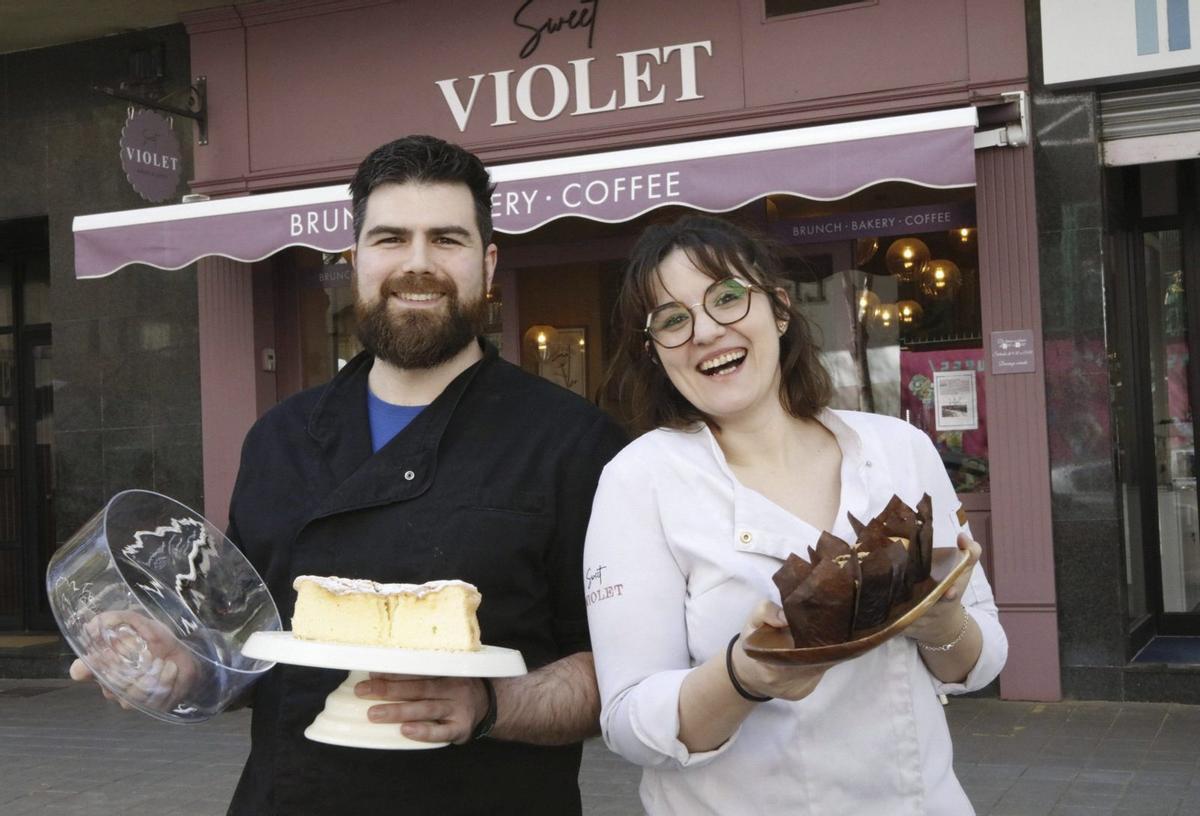 Maria Antònia Amengual und Sergi Soberats bieten ausschließlich glutenfreie Produkte in ihrem Sweet Violet.  | FOTOS: NELE BENDGENS