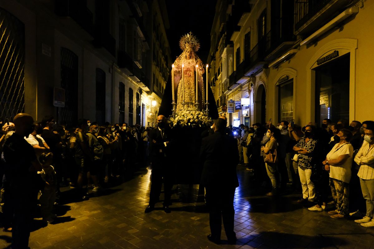 Madrugada de traslados para la veneración 'El Verbo Encarnado' en la Catedral