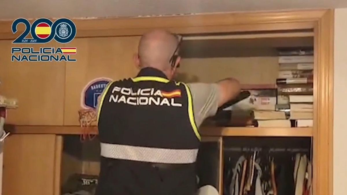 Registran diversos domicilios en busca de material de explotación sexual infantil