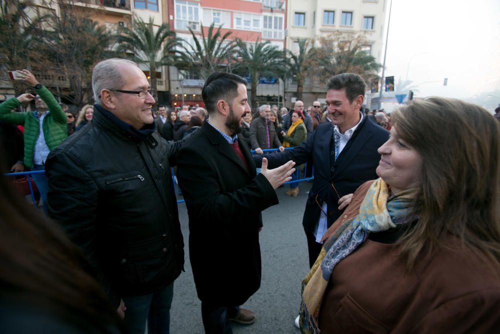 Mascletà 4 enero: Pirotecnia de colores en Alicante para recibir a los Reyes Magos