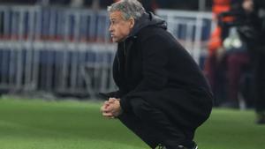Luis Enrique, el entrenador del PSG, durante el duelo con el Brest en el Parque de los Príncipes.