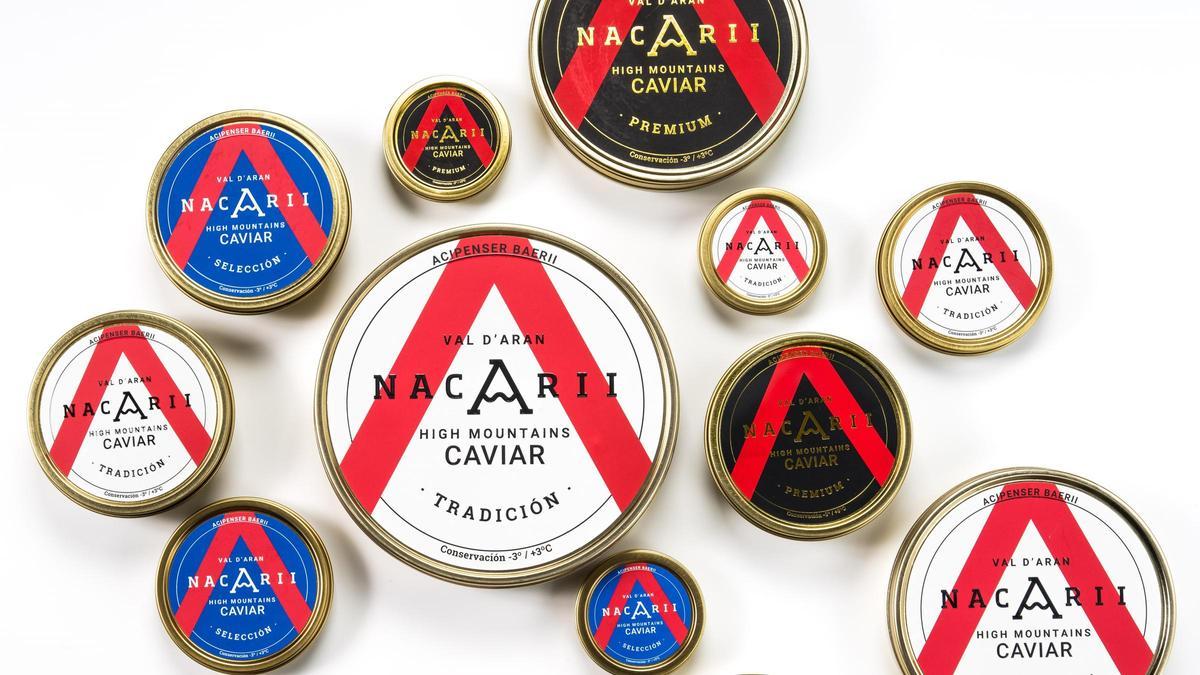 Latas de caviar Nacarii.