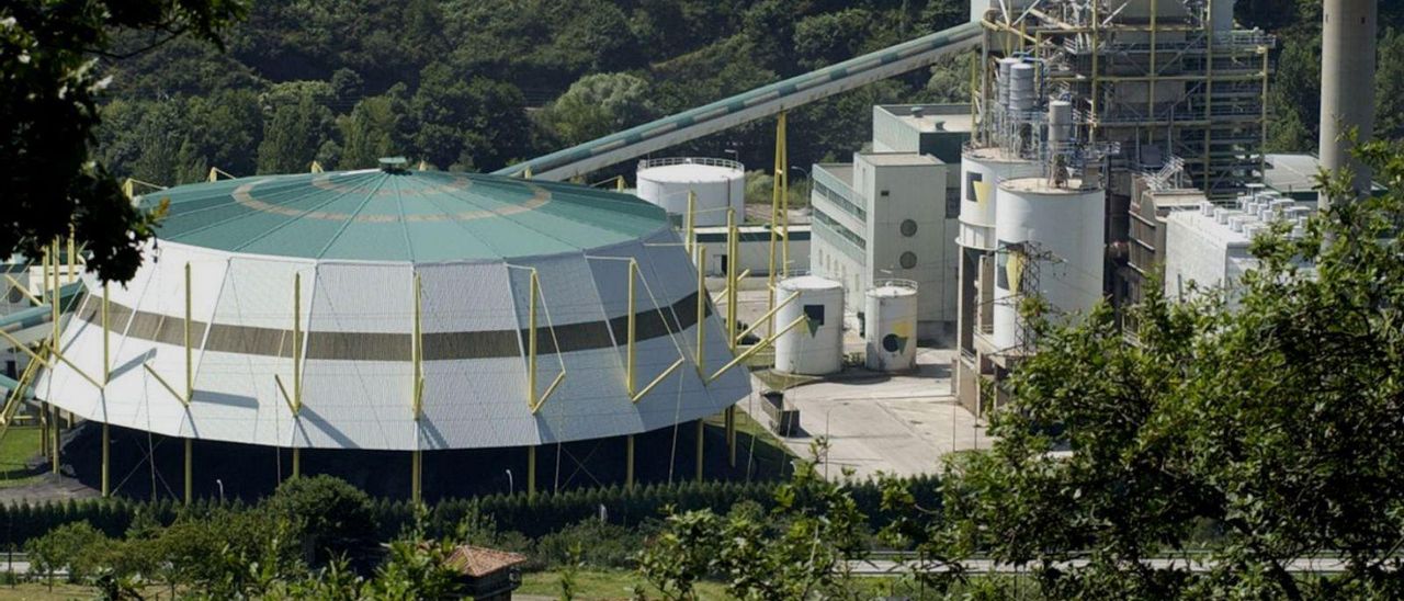 La central térmica de La Pereda, en Mieres.