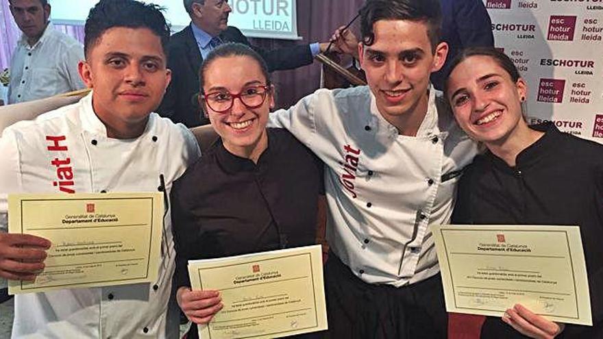 La Joviat guanya el XIV Concurs de joves cuiners/es i cambrers/es de Catalunya