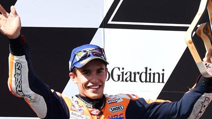 Márquez celebra su segundo puesto en Austria.