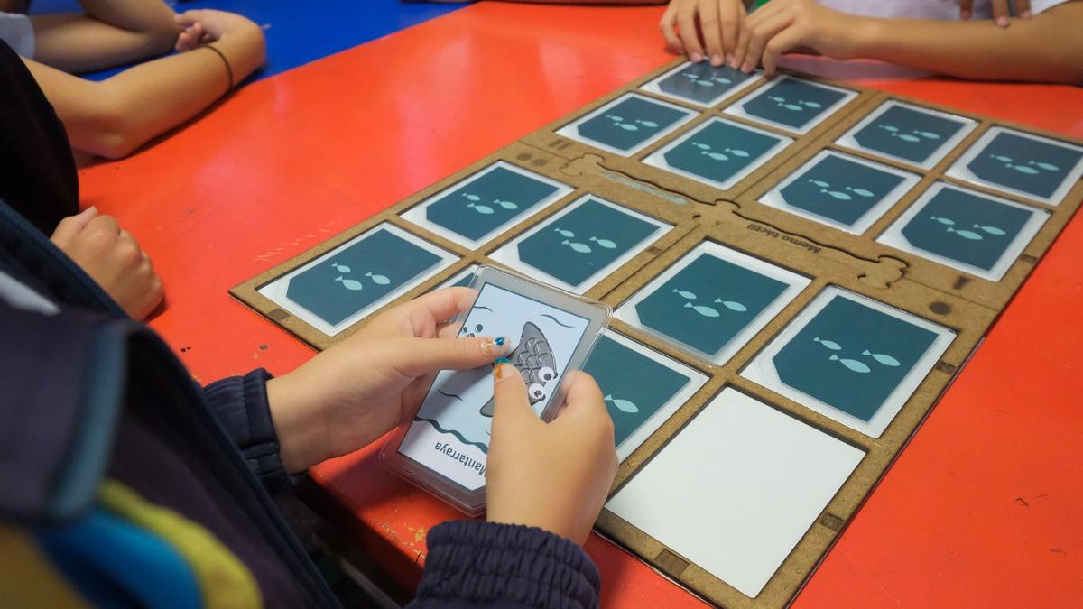 Alumnado del CEIP Los Giles en un taller de gamificación y juegos inclusivos de la ULPGC