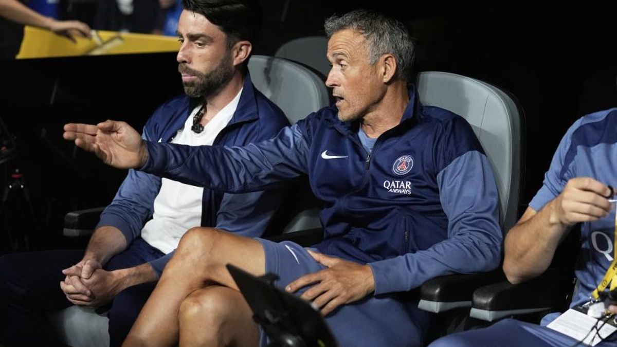 Luis Enrique, en el banquillo del PSG