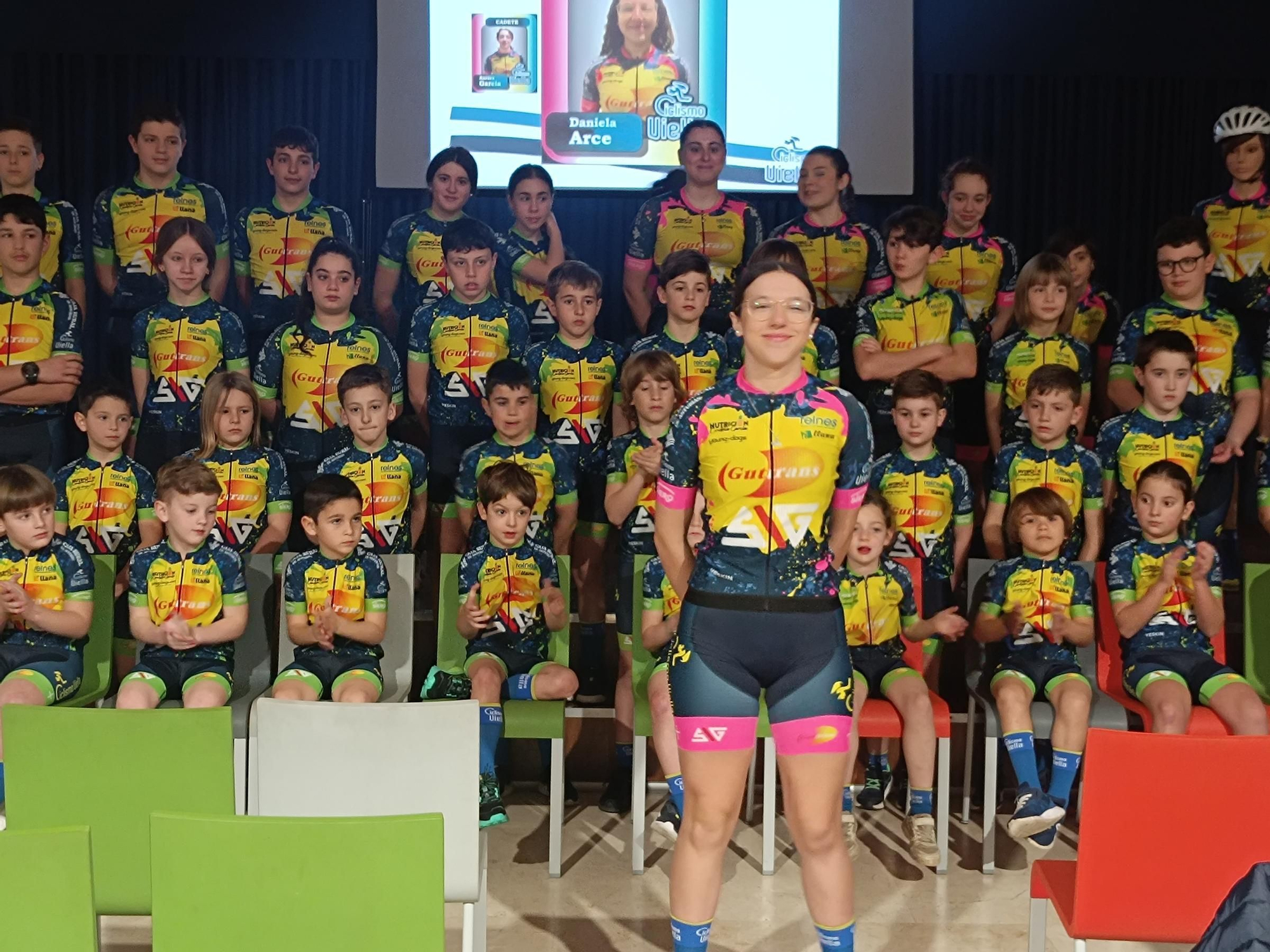 La Escuela de Ciclismo de Viella celebra su Gala Presentación de Temporada