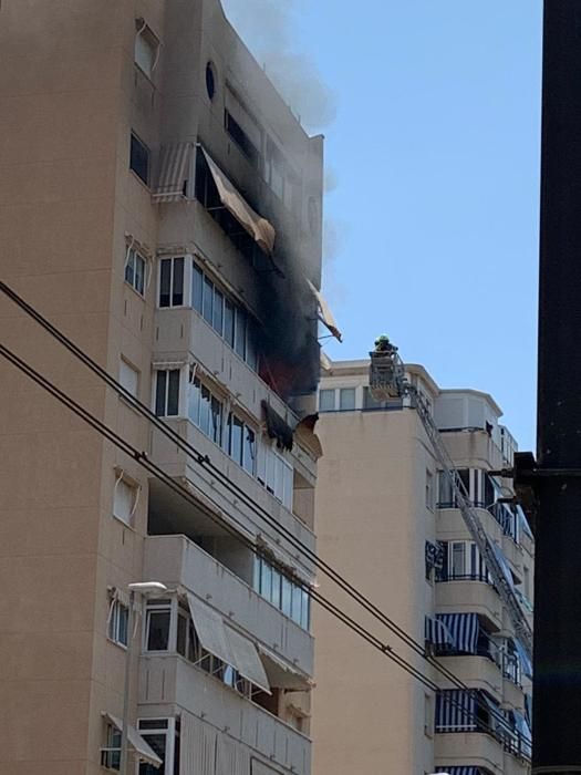 Incendio en un edificio de la zona de Miriam Blasco