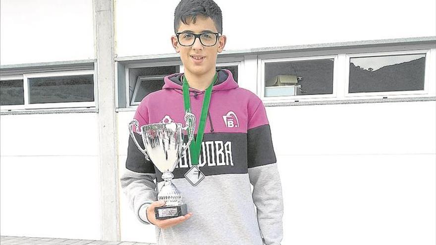 Javier Baena, plata en el Campeonato Infantil de Andalucía de baloncesto